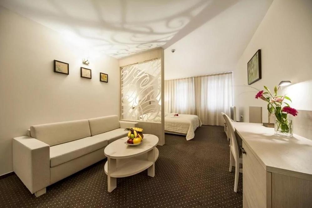 Hotel Slameny Dom & Spa Malá Ida Dış mekan fotoğraf