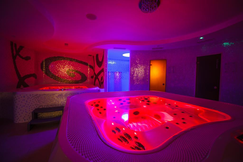 Hotel Slameny Dom & Spa Malá Ida Dış mekan fotoğraf